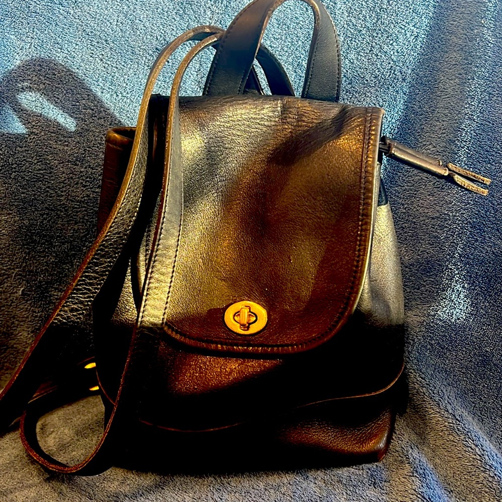 Vintage all leather Coach small backpack no EGU-9960
